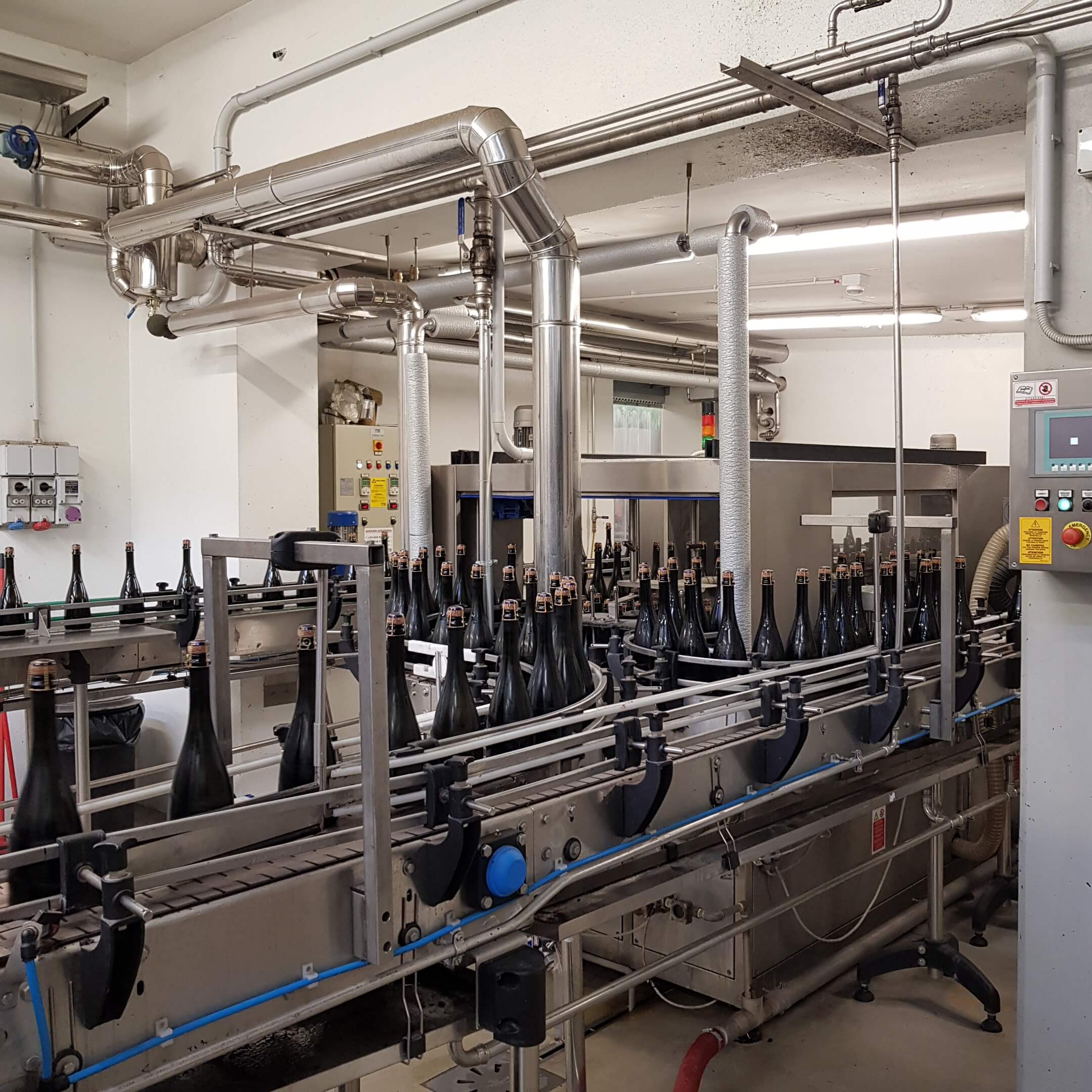 Linea di imbottigliamento per vino